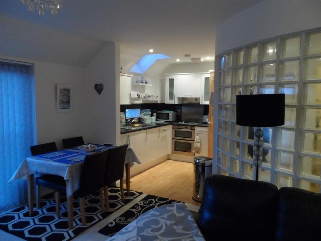 Ocean Breeze Apartment Бюд Стая снимка